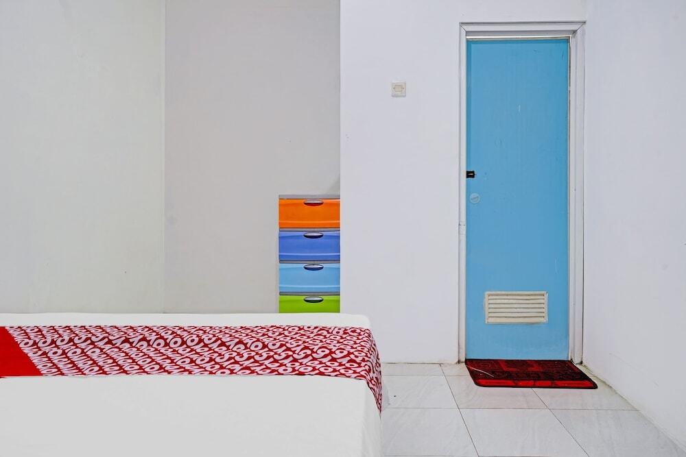 Чиребон: Dewi Guest House Syariah by Oyo