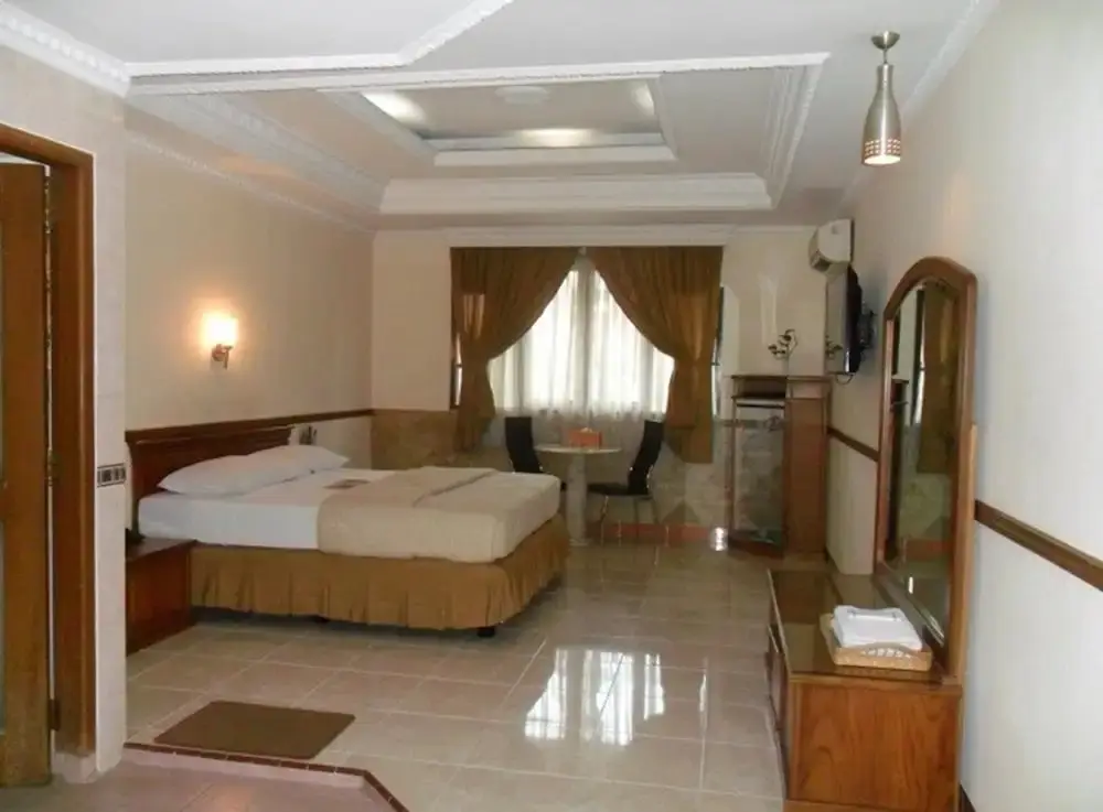 Джакарта: C'One Hotel Cempaka Putih