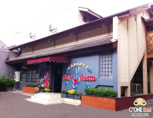 Джакарта: C'One Hotel Cempaka Putih