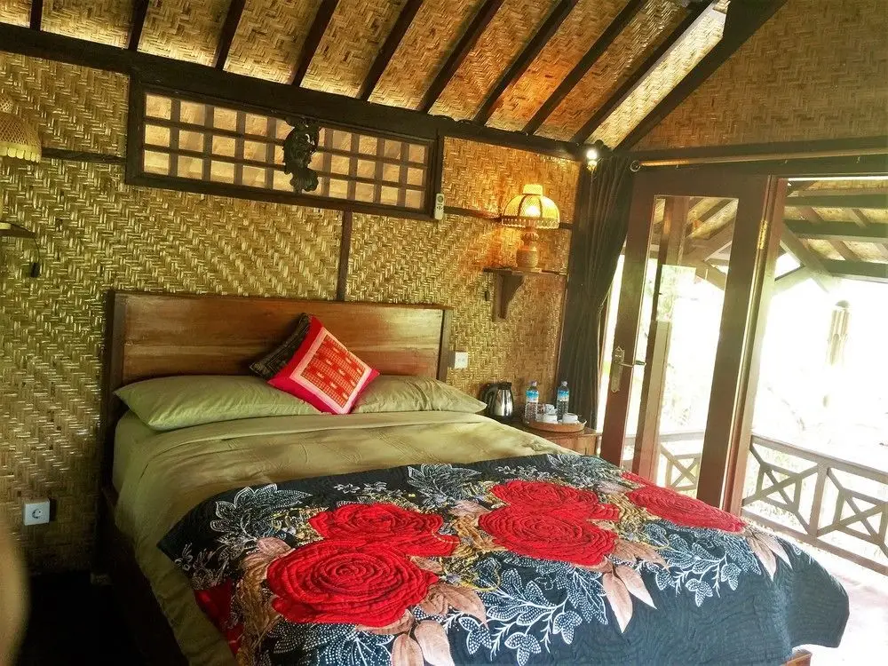 Гили-Мено: Little Bali Restaurant - Mahogany Cottage