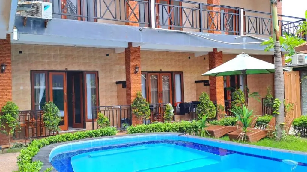 Лембонган-Айленд: Wahyuga Sari Guest House