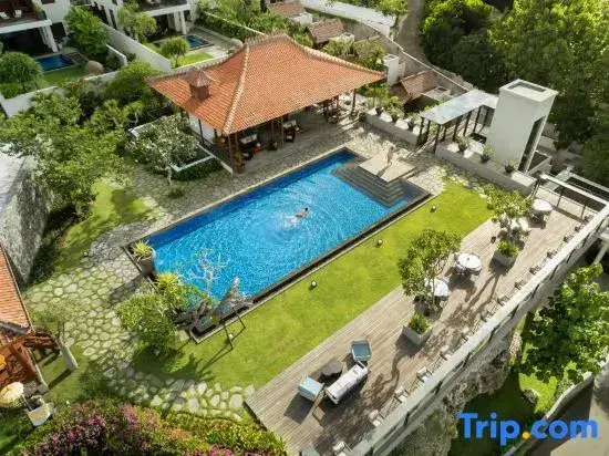 Беноа: The Tulou Bali by Nakula