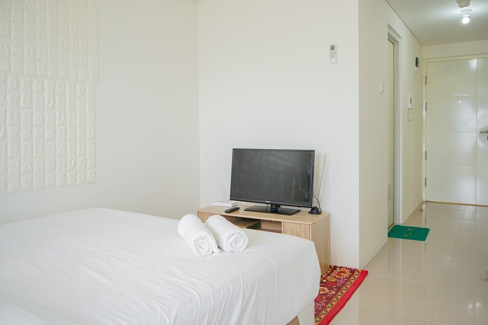 Comfy and Cozy Studio Silk Town Apartment — фото 1