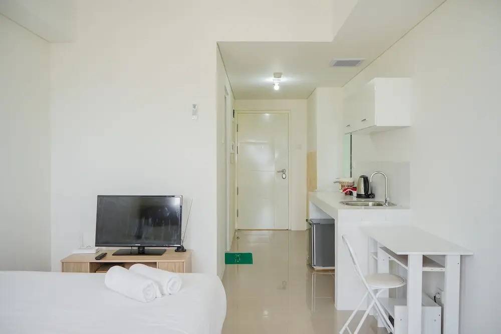 Южный Тангеранг: Comfy and Cozy Studio Silk Town Apartment