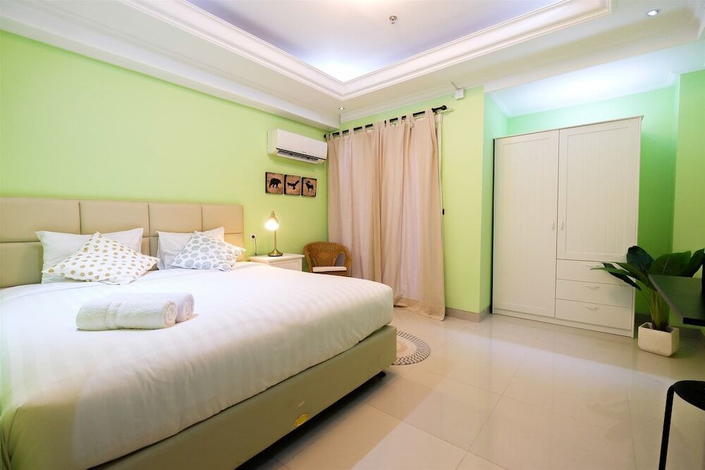 Legok: Studio Room Atria Residence Gading Serpong