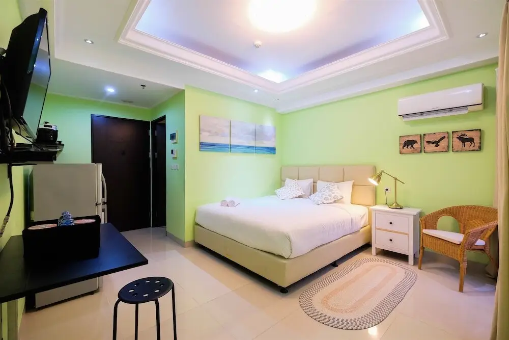Legok: Studio Room Atria Residence Gading Serpong