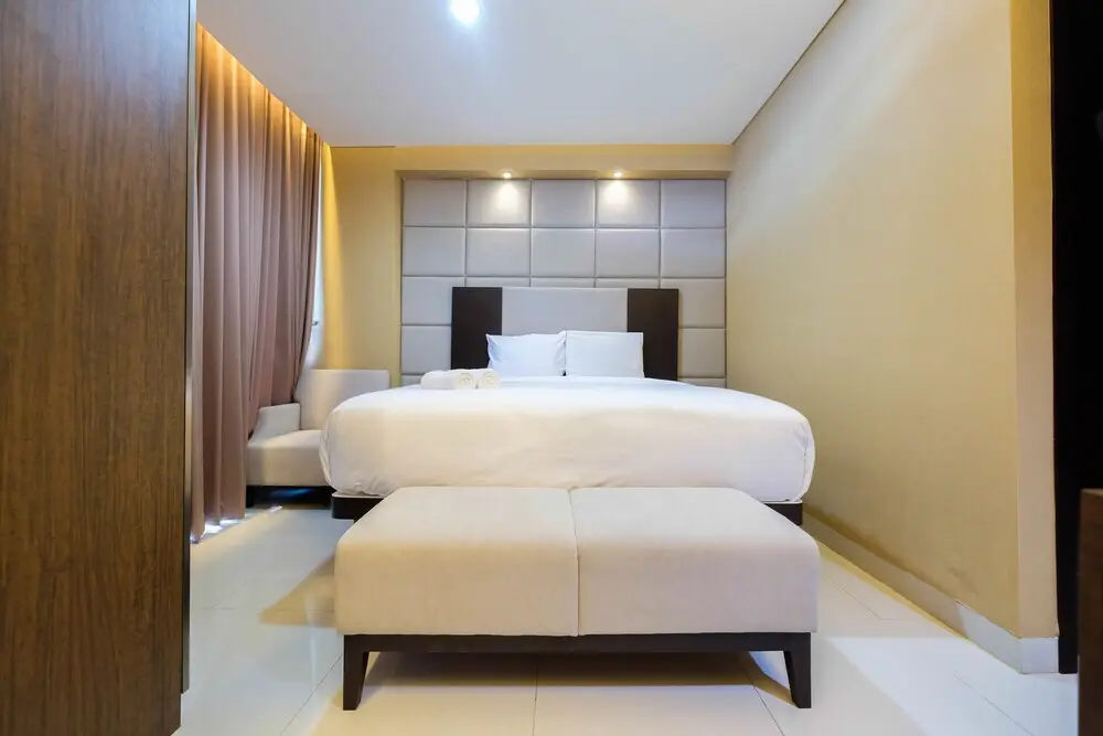 Южный Тангеранг: Minimalist Style Studio Brooklyn Apartment near IKEA Alam Sutera