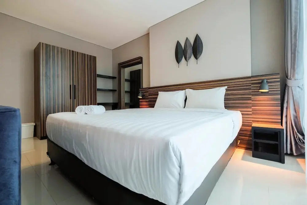 Южный Тангеранг: Spacious and Artsy Studio Apartment at Brooklyn Alam Sutera