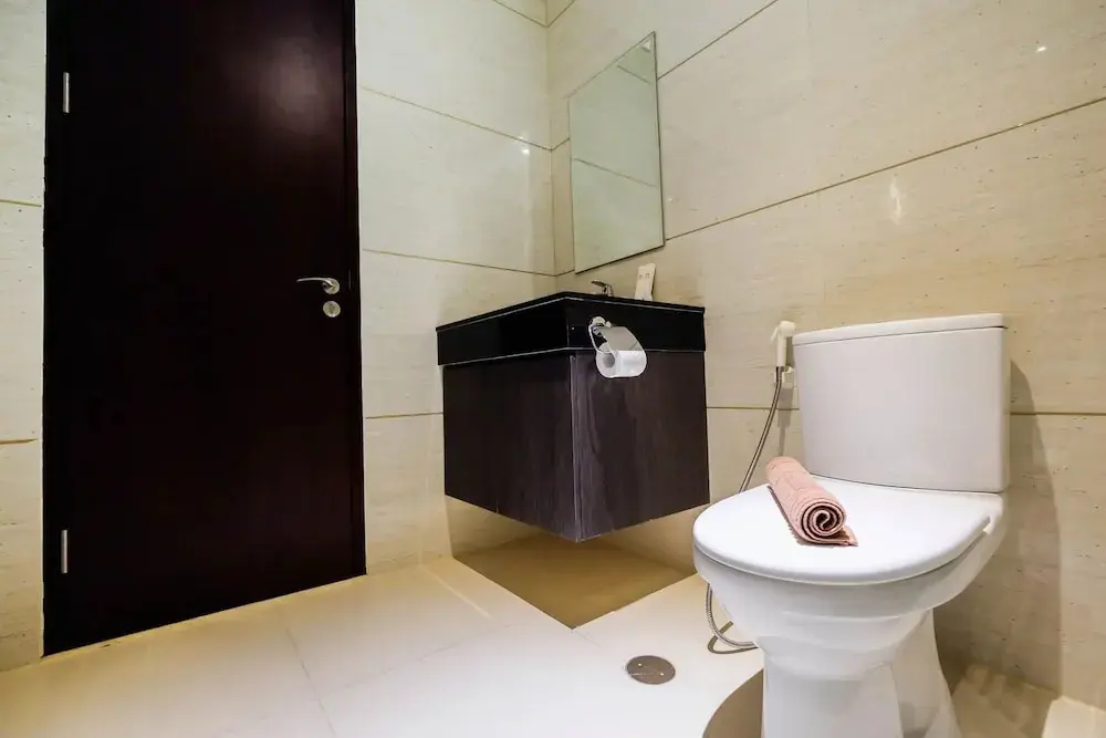 Южный Тангеранг: Spacious and Artsy Studio Apartment at Brooklyn Alam Sutera