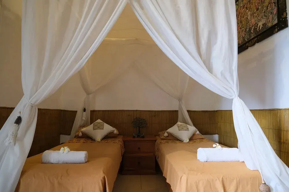 Кубу: Retreat Villa Toraja Baturinggit