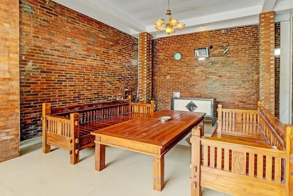 Пандегланг: OYO 3355 Homestay Syariah Asyuban