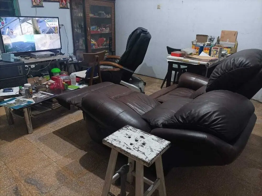 Макассар: Homestay can PartTime Job with us Visa