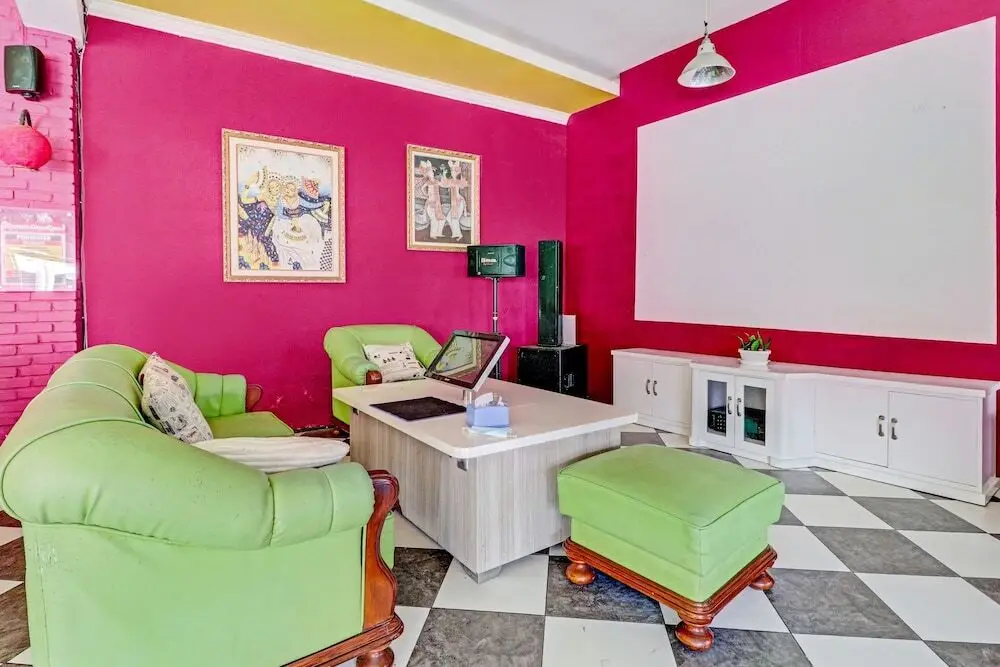Бандунг: Super OYO Collection O 90617 Rumah Oma Opa Syariah