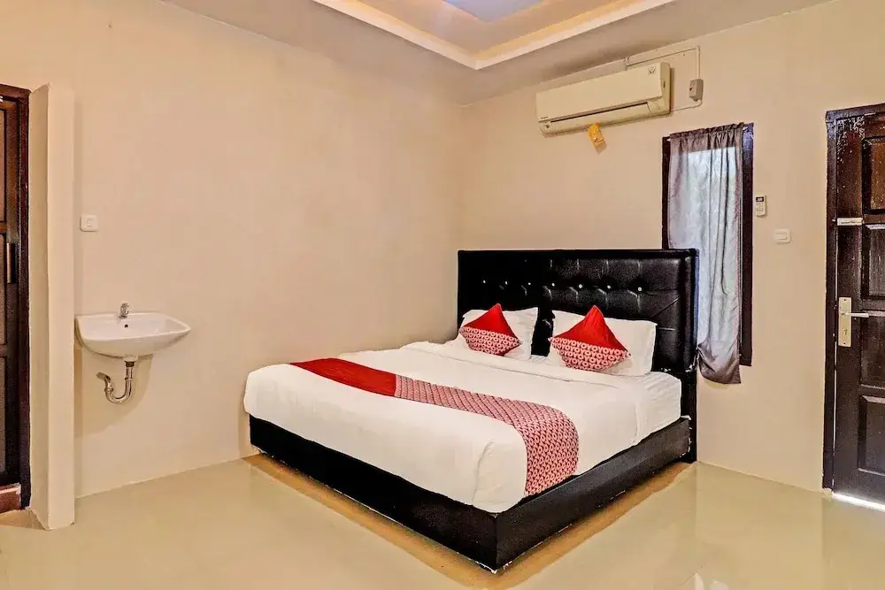 Джамби: OYO 91022 STeZe Homestay Syariah