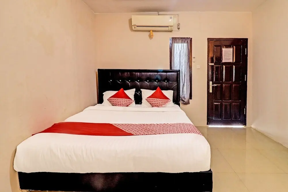 Джамби: OYO 91022 STeZe Homestay Syariah