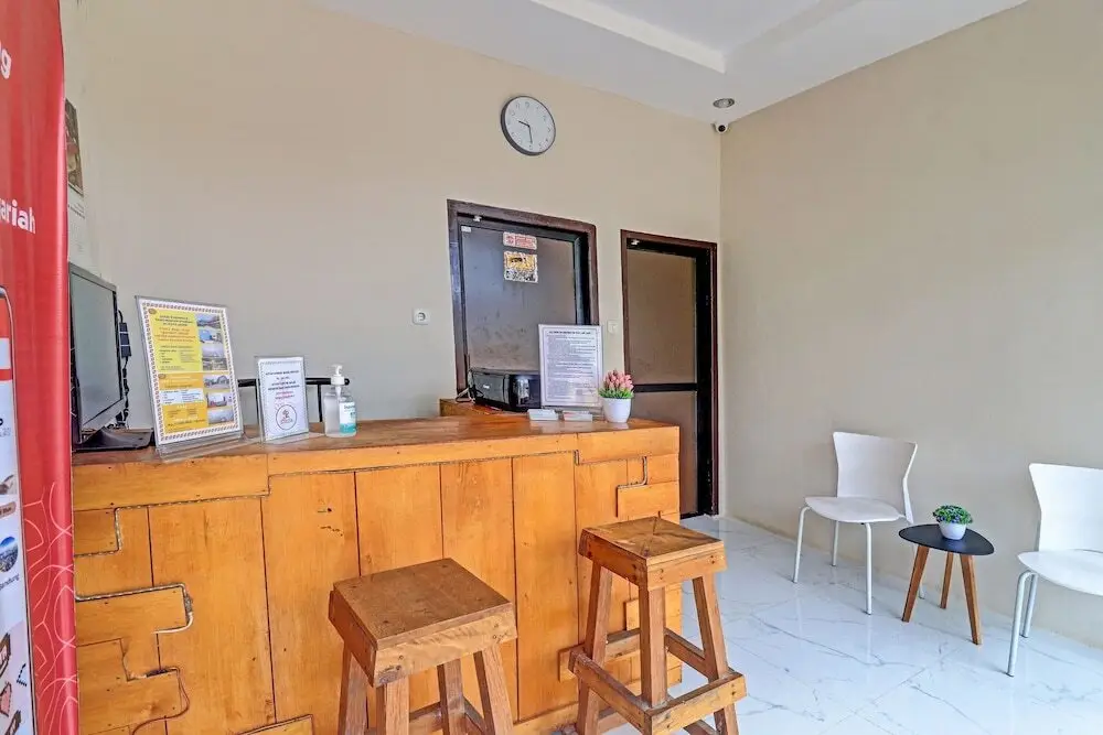 Джамби: OYO 91022 STeZe Homestay Syariah