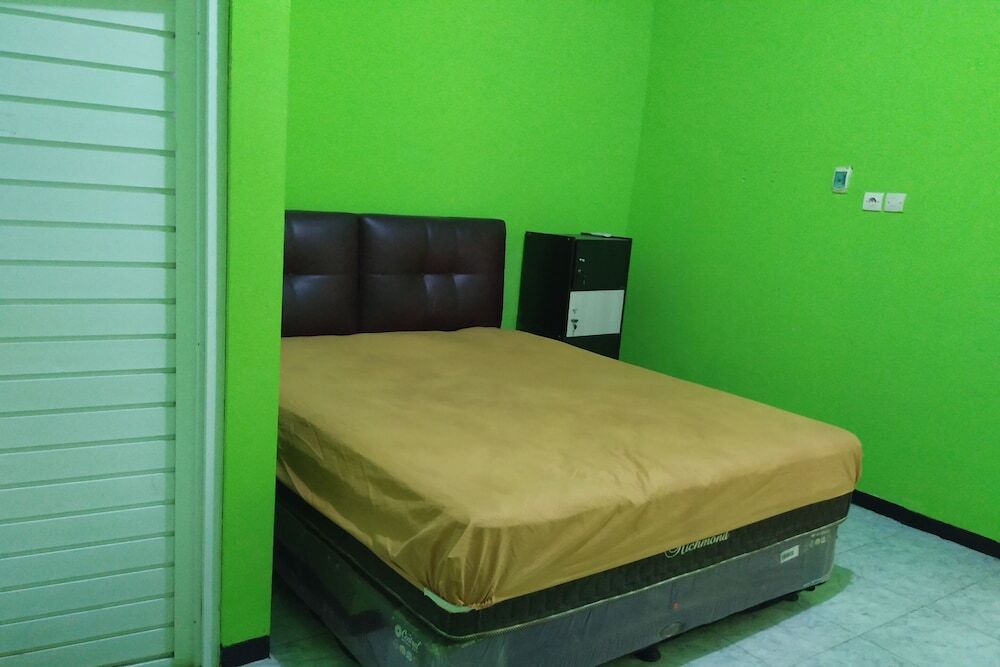 Пандегланг: OYO 3887 Potreh Mastekah 2