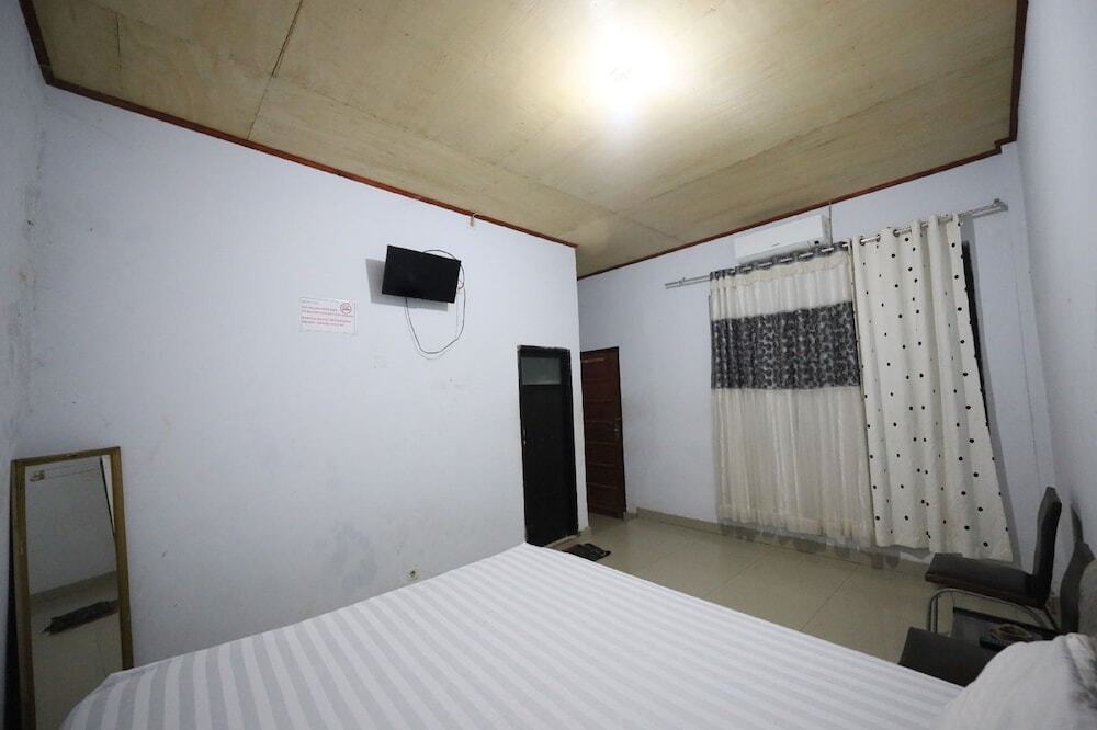 Макассар: OYO 93306 Kos Citra Syariah Near Bukit Marezo