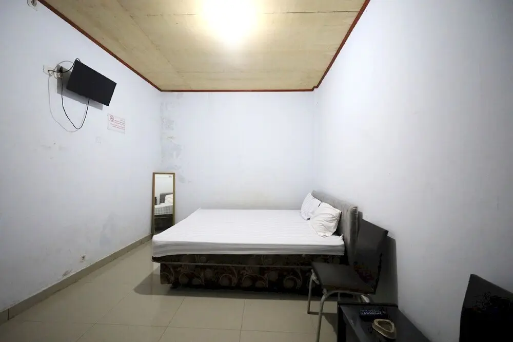 Макассар: OYO 93306 Kos Citra Syariah Near Bukit Marezo