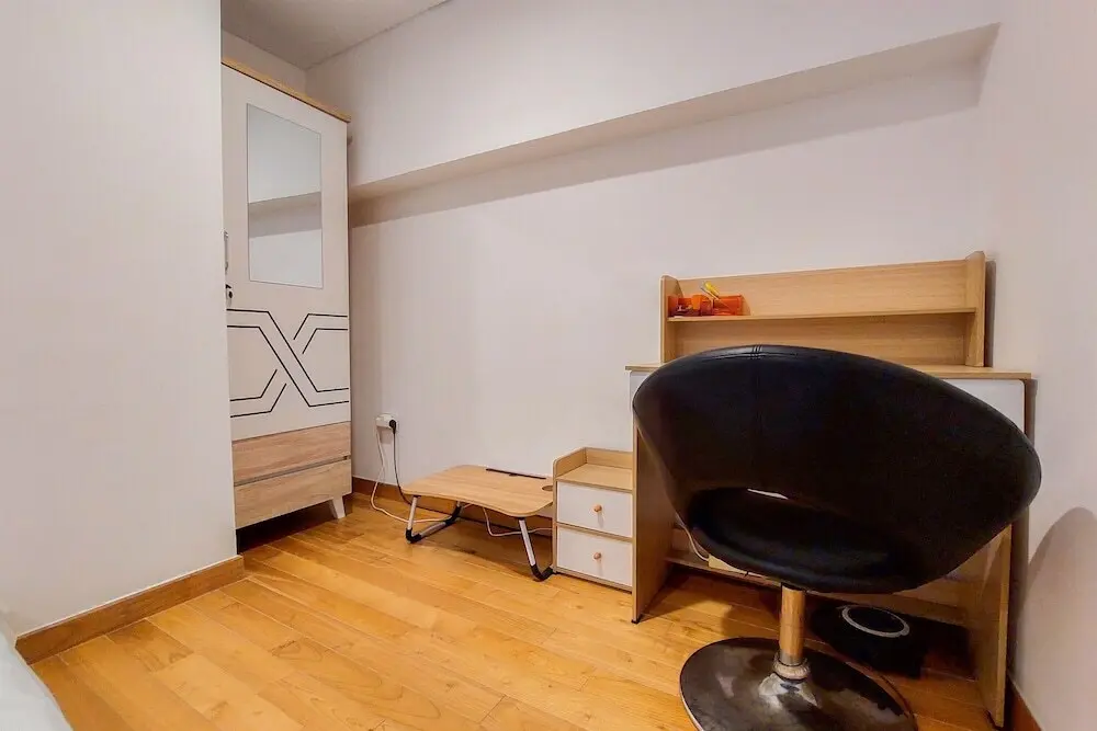 Южный Тангеранг: Spacious And Elegant Studio Loft Kingland Avenue Apartment