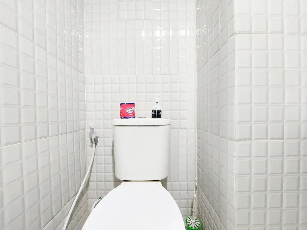Медан: Homey And Warm Studio Apartment At Mansyur Residence