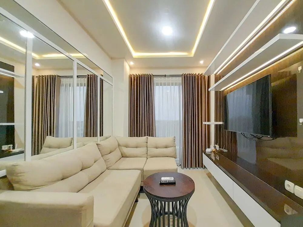 Ngaglik: Spacious And Elegant 1Br At Patraland Amarta Apartment