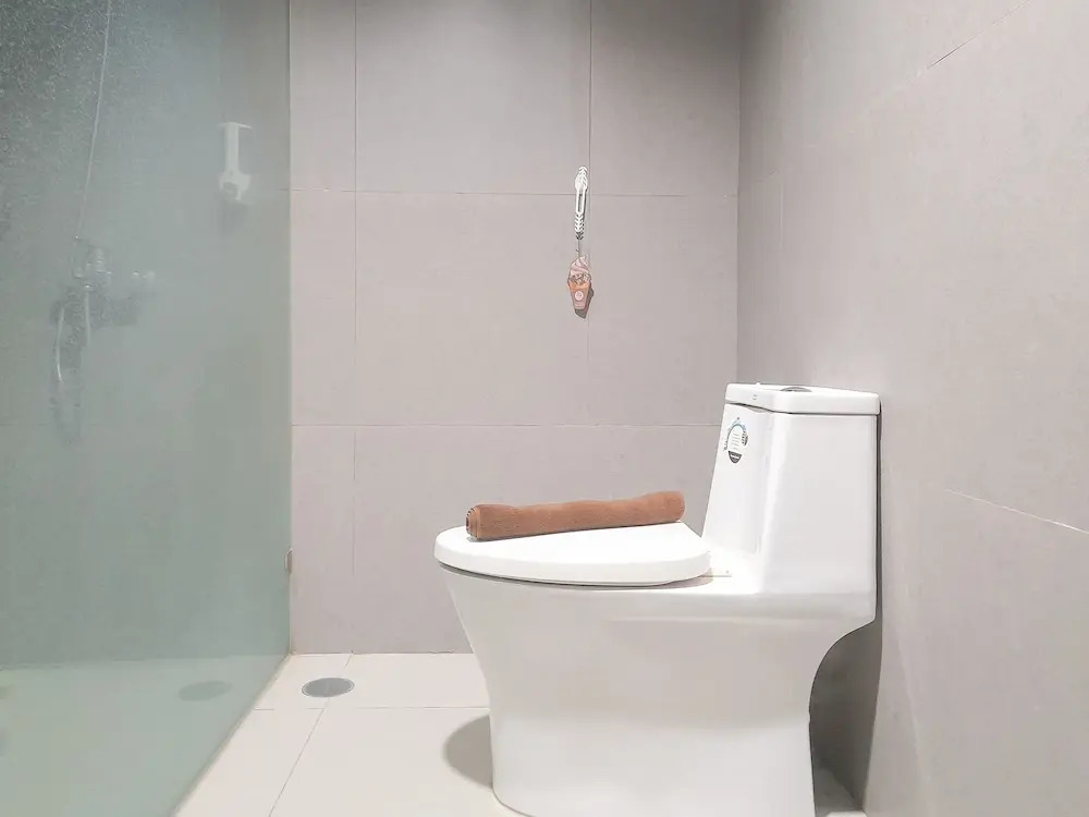 Ngaglik: Spacious And Elegant 1Br At Patraland Amarta Apartment