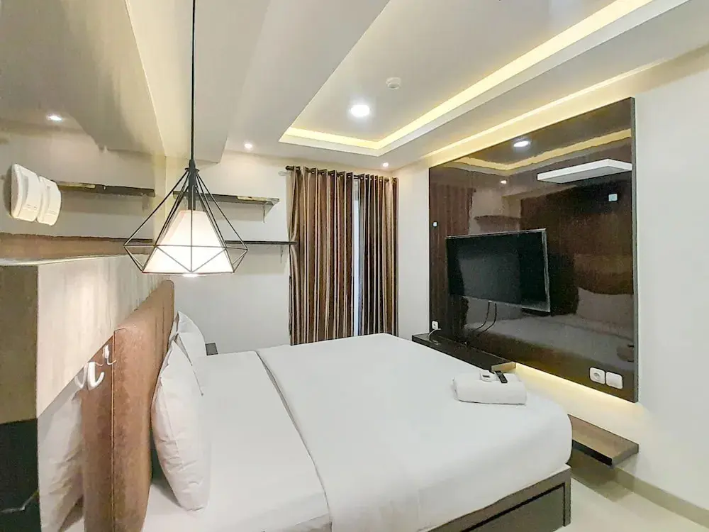Ngaglik: Spacious And Elegant 1Br At Patraland Amarta Apartment
