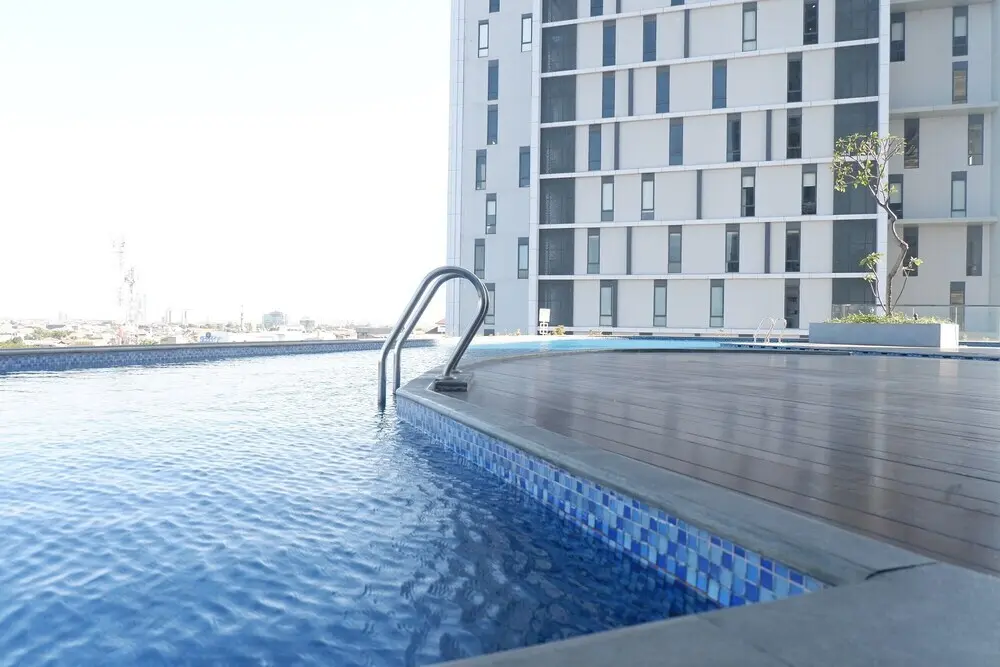 Сурабая: Spacious And Strategic 2Br At The Linden Apartment
