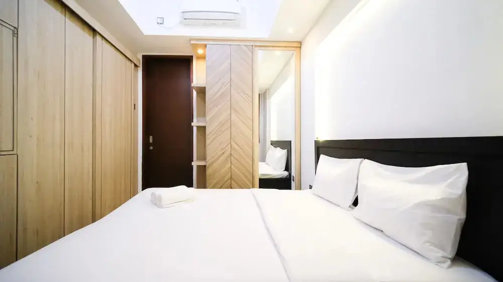 Сурабая: Spacious And Strategic 2Br At The Linden Apartment