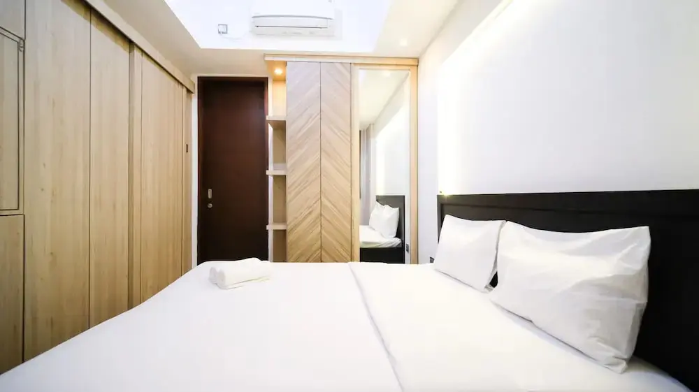 Сурабая: Spacious And Strategic 2Br At The Linden Apartment