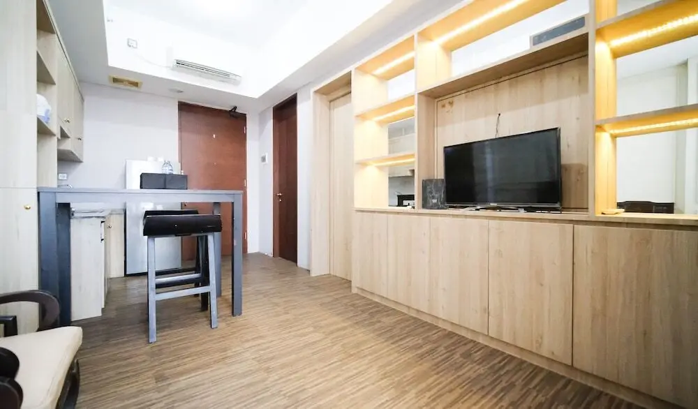 Сурабая: Spacious And Strategic 2Br At The Linden Apartment