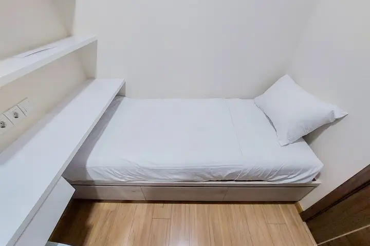 Legok: Elegant And Strategic 2Br Sky House Bsd Apartment Near Ice Bsd