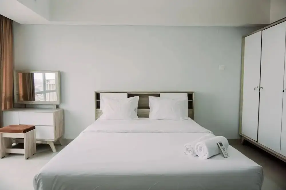 Джакарта: Cozy Living Studio Room Apartment At H Residence