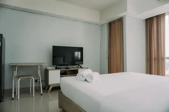 Джакарта: Cozy Living Studio Room Apartment At H Residence
