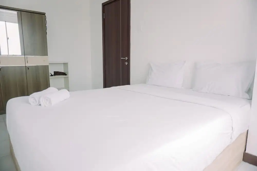 Legok: Comfort And Simply Look 1Br Apartment At Scientia Residence