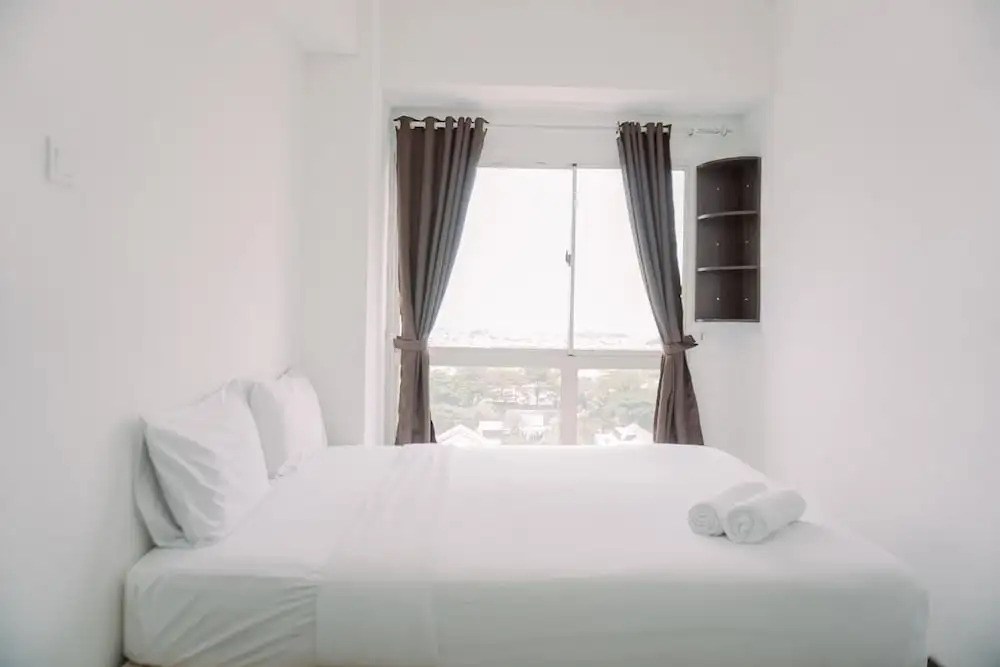 Legok: Comfort And Simply Look 1Br Apartment At Scientia Residence