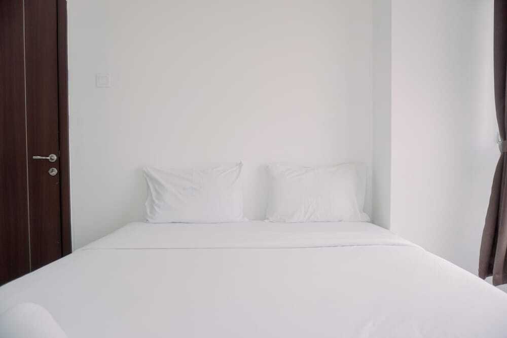 Legok: Comfort And Simply Look 1Br Apartment At Scientia Residence