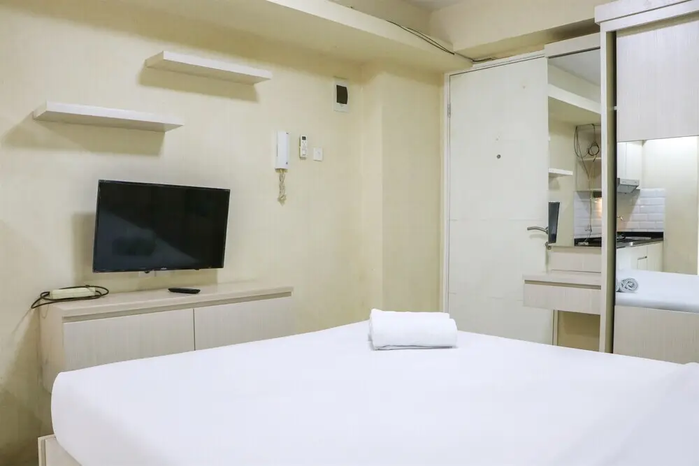 Джакарта: Strategic And Modern Studio At Bassura City Apartment