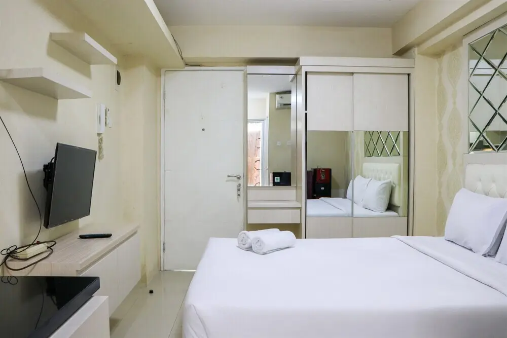 Джакарта: Strategic And Modern Studio At Bassura City Apartment