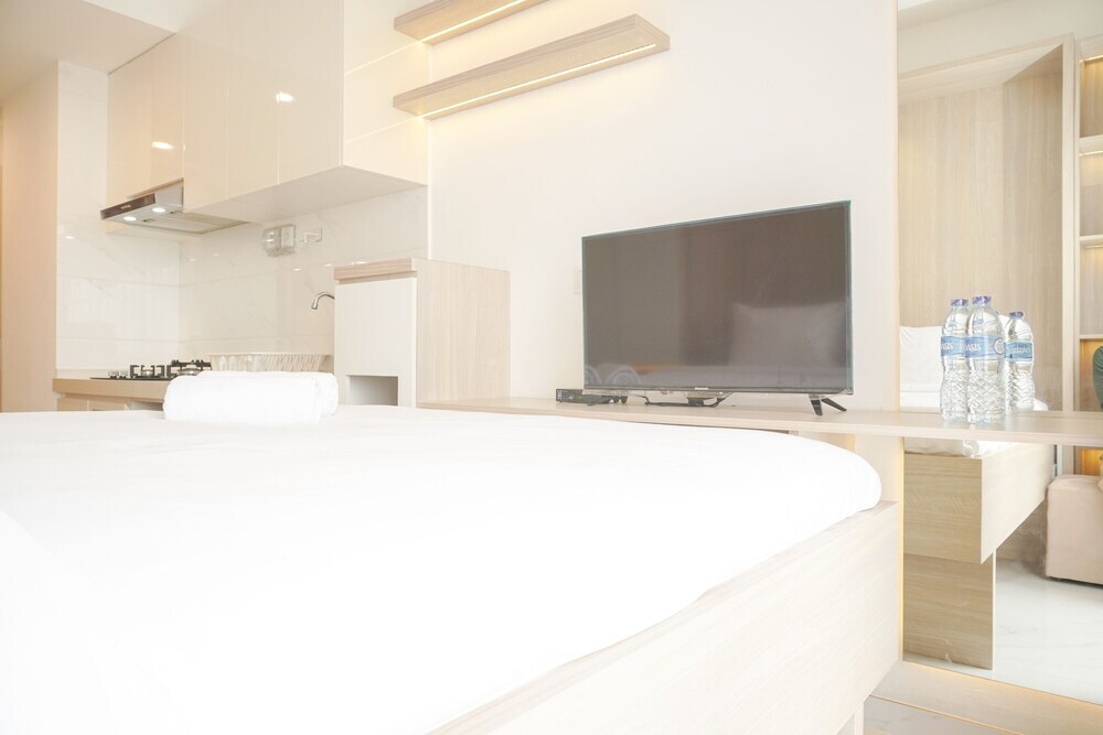 Legok: Best Choice And Nice Studio At Sky House Bsd Apartment