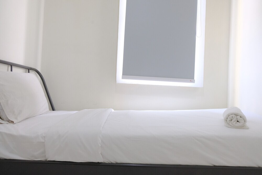 Бандунг: Modern Look 2Br At Apartment Parahyangan Residence