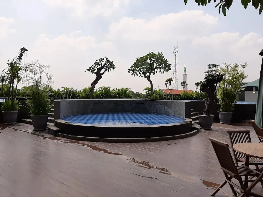 Южный Тангеранг: Restful And Enjoy Living Studio Parkland Avenue Apartment