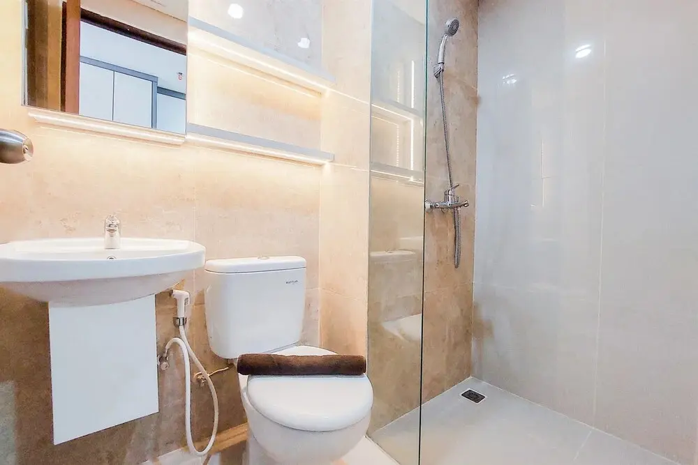 Южный Тангеранг: Homey And Nice Studio At Transpark Bintaro Apartment
