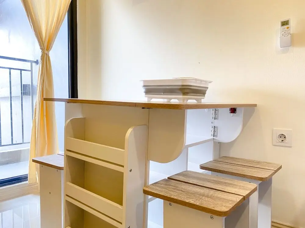 Сибату: Modern Look Studio At Meikarta Apartment