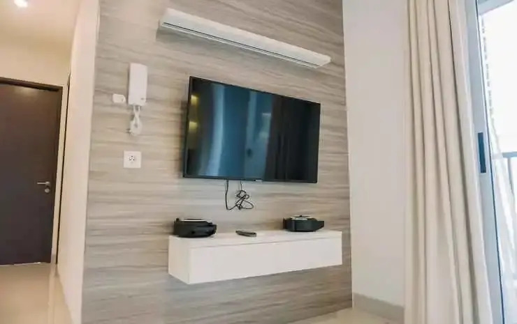 Джакарта: Spacious And Warm 2Br At Ciputra World 2 Apartment