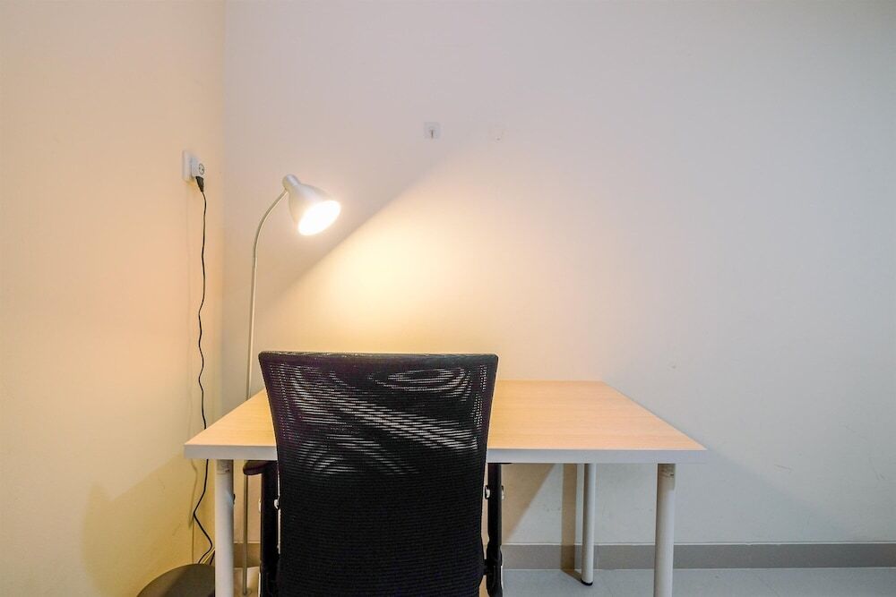 Джакарта: Spacious And Elegant 1Br Apartment Pejaten Park Residence