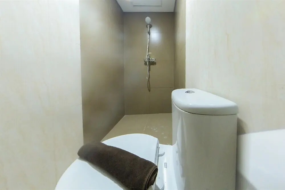 Южный Тангеранг: Spacious And Wonderful 1Br Tamansari Bintaro Mansion Apartment