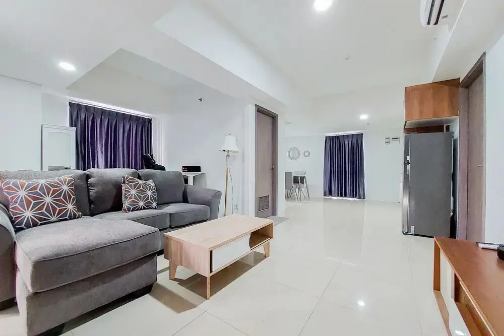 Южный Тангеранг: Spacious And Wonderful 1Br Tamansari Bintaro Mansion Apartment