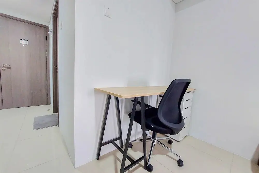 Южный Тангеранг: Homey Living Studio Tamansari Bintaro Mansion Apartment